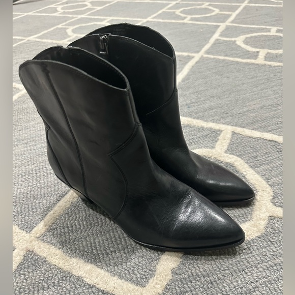 Vince Camuto Women's Salintino Cone Heel Bootie Ankle Boot - Picture 3 of 7